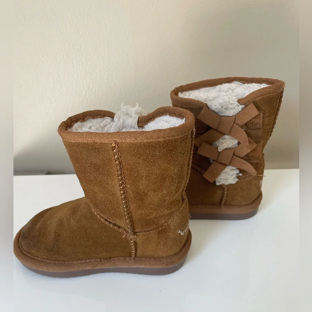 Kid’s Toddler Size 7 KOOLABURRA by UGG Tan 2-side bow Boots Victoria